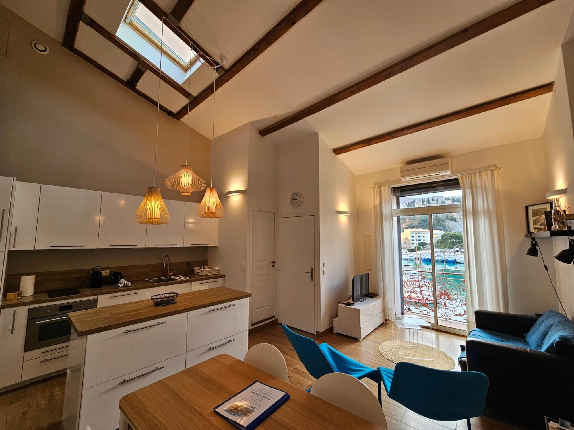 La Maison Sur Le Port 4 Pers Vue Mer Каси Екстериор снимка